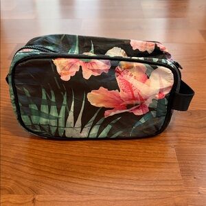 ALOHA Collection Black and Pink Travel Bag